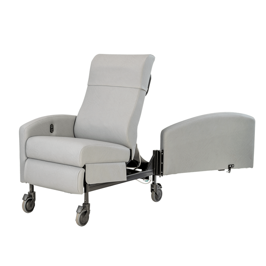 Verō Care Cliner - arm open, tray removed