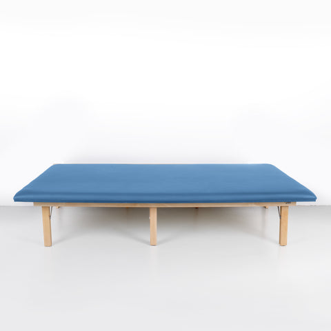VivaComfort 500 lb. Wall-Mounted Folding Therapy Table, 500 lb Capacity, Blue