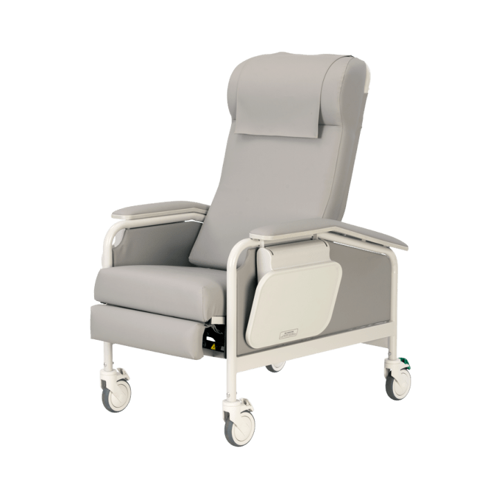 XL Care Cliner (Nylon Casters) Main image