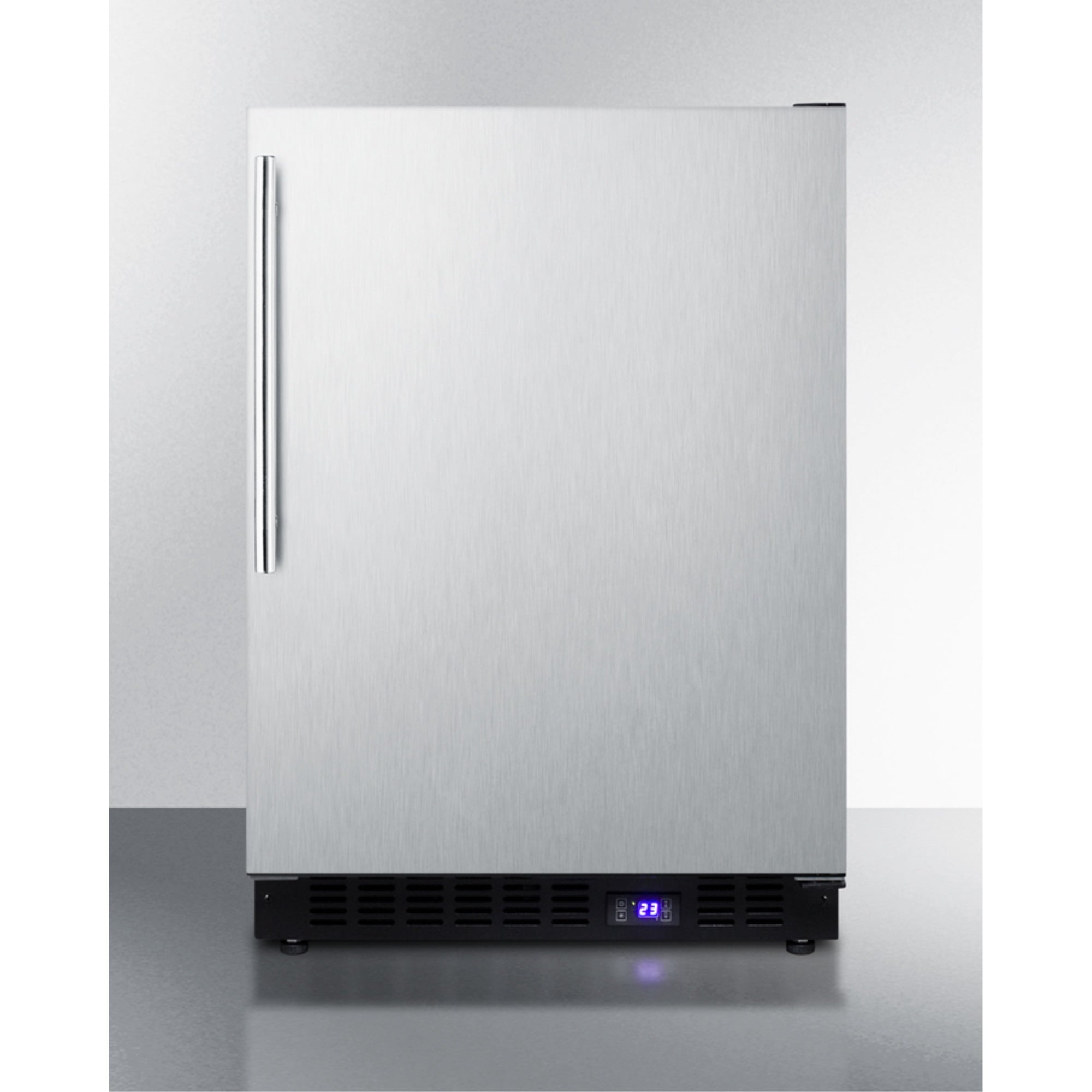 Frost-free built-in undercounter all-freezer for residential use, with icemaker, digital thermostat, stainless steel doo