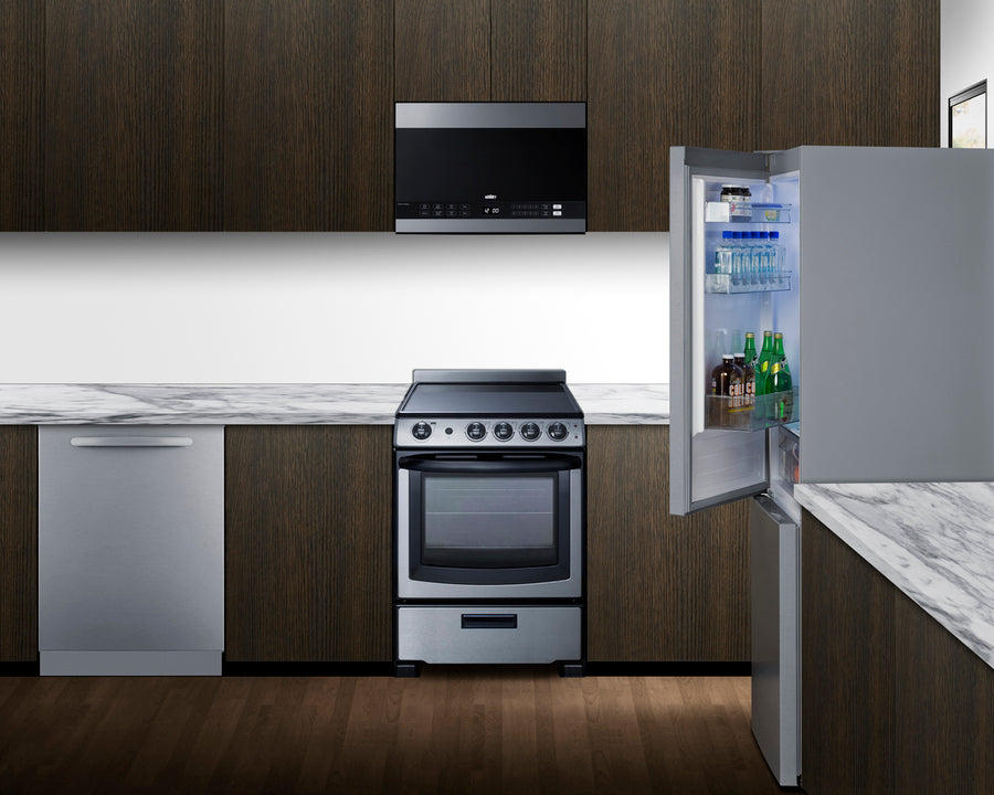 Accucold Bottom mount refrigerator-freezer (Model FFBF124SSLHD)
