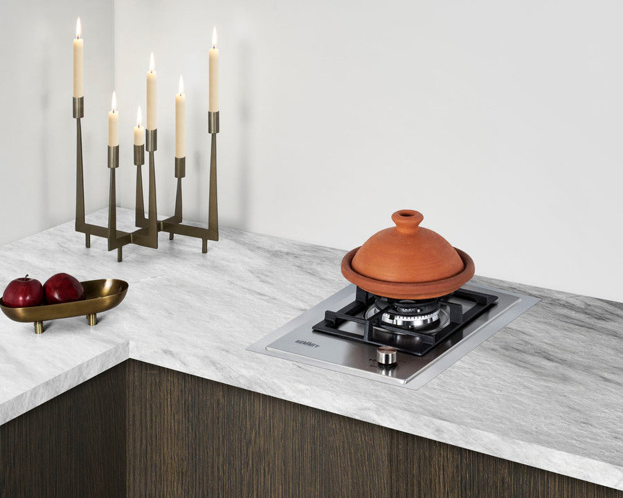 1-burner gas cooktop made in Italy w/15" wide trim kit in stainless steel with sealed dual flame burner, cast iron grat