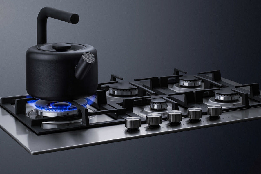 Accucold 30" wide 5-burner gas cooktop made in Italy in stainless steel with sealed dual flame burner, cast iron grates, and wok