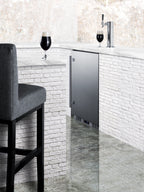Built-in undercounter outdoor single tap beer kegerator in complete stainless steel (Model SBC683OS)