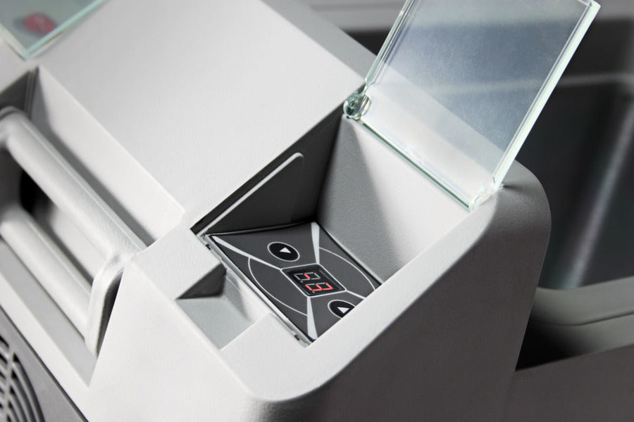 Portable Refrigerator/Freezer (Model SPRF26) - Detail